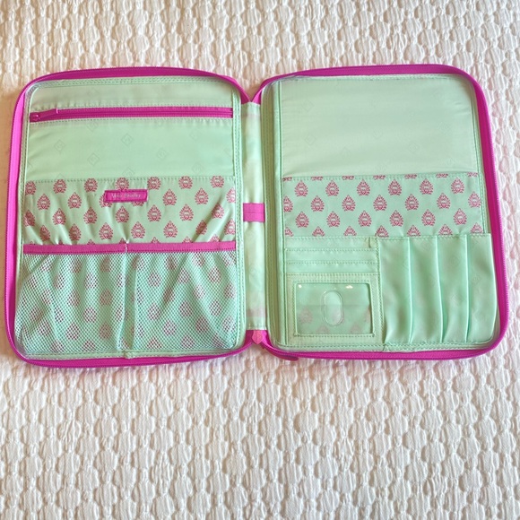 Vera Bradley Multi-Use Computer Case - Picture 5 of 11